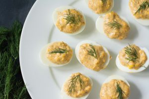 buffalo-ranch-deviled-eggs